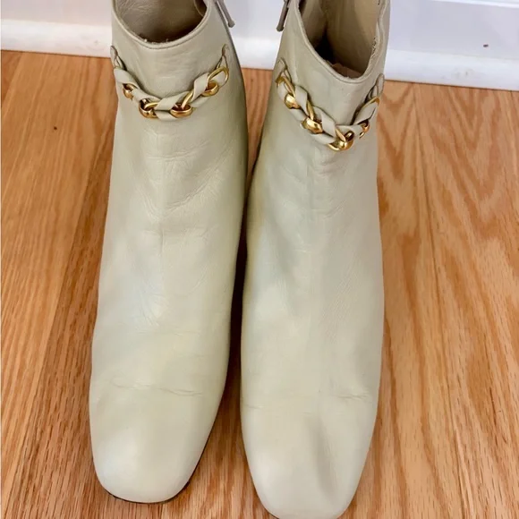 Vintage Bally Soft Leather Cream Ankle Boots GUC Sz 9 - Picture 3 of 11